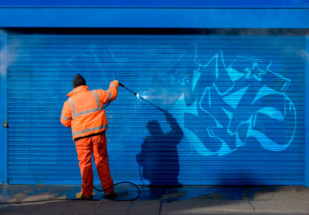 Best Garage Pressure Washing  in Dale, PA